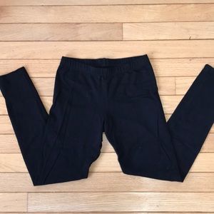 Black leggings